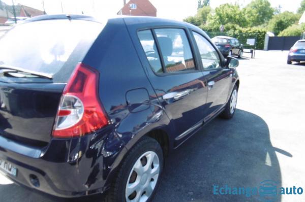 Dacia Sandero 1l4 72cv gpl laureate