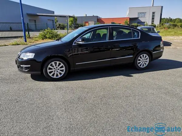 Volkswagen Passat CONFORTLINE 1.6 FSI 16V 115 CH - GARANTIE 6 MOIS