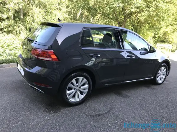 Volkswagen Golf VII 1.6 TDI 115CH BLUEMOTION CONFORTLINE