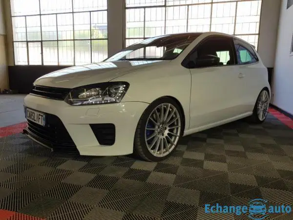 Volkswagen Polo R WRC 2.0 TSI 220 (FLEXFUEL 300)