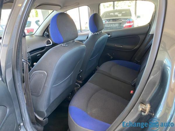 PEUGEOT 206+ 206+ 1.1e 60ch Urban