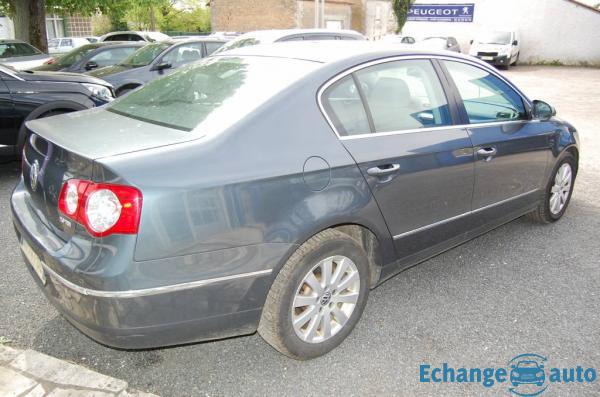 Volkswagen Passat (6) 2.0 TDI 140 FAP DSG Embassy II