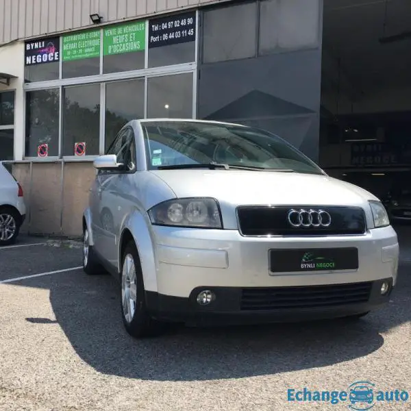 Audi A2 1.6i 110cv CONFORT