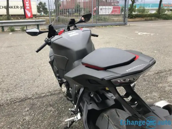 Honda CBR 1000 R FIREBLADE