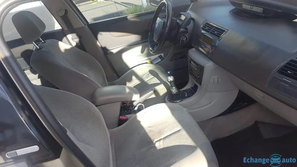 Citroën C4