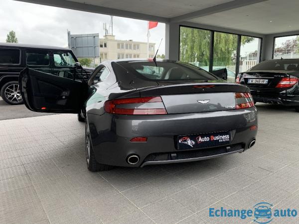 ASTON MARTIN VANTAGE V8
