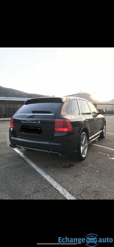 Porsche Cayenne turbo S 521cv