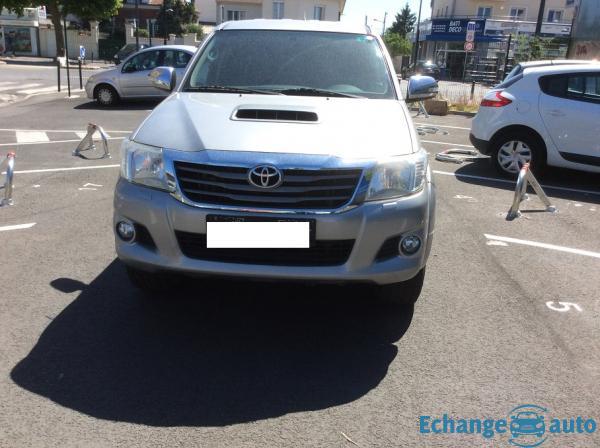 Toyota Hilux 2.5 DOUBLE CABINE 4X4 CLIM