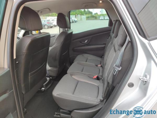 Renault Scénic IV Blue dCi 120 Trend