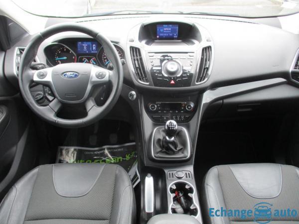 Ford Kuga 2.0 TDCi 180 S&S 4x4 Titanium