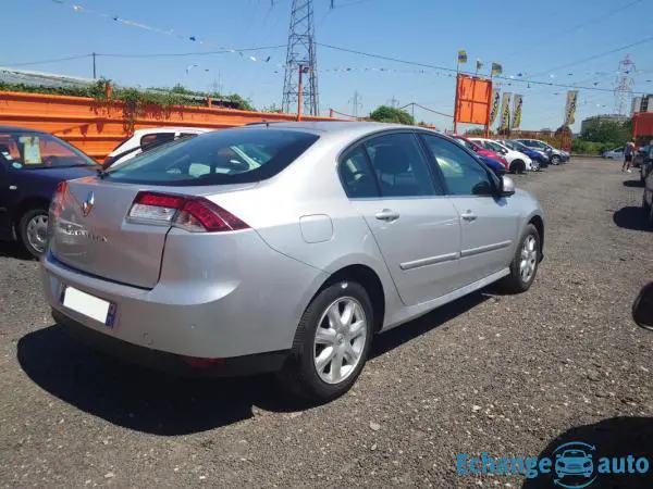 Renault Laguna III Berline 1.5 dCi 6cv 110 cv - État très correct