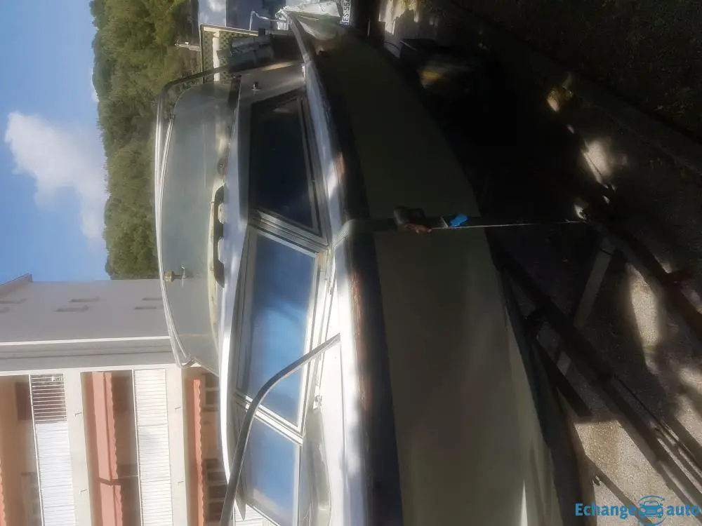 Arcoa peche  contre moto