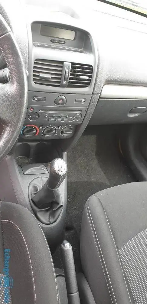 Renault Clio II campus 1,5 dci 85 CV