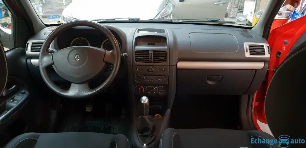 Renault Clio II campus 1,5 dci 85 CV