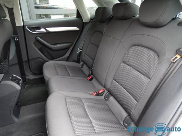Audi Q3 2.0 TDI 140 AMBIENTE