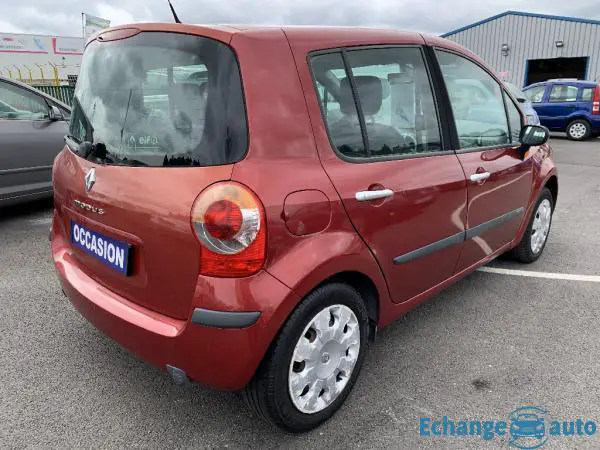 RENAULT MODUS 1.4 16V Cosmopolitan 