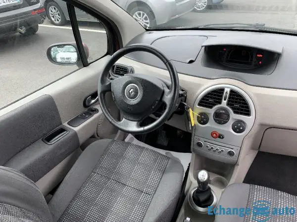 RENAULT MODUS 1.4 16V Cosmopolitan 