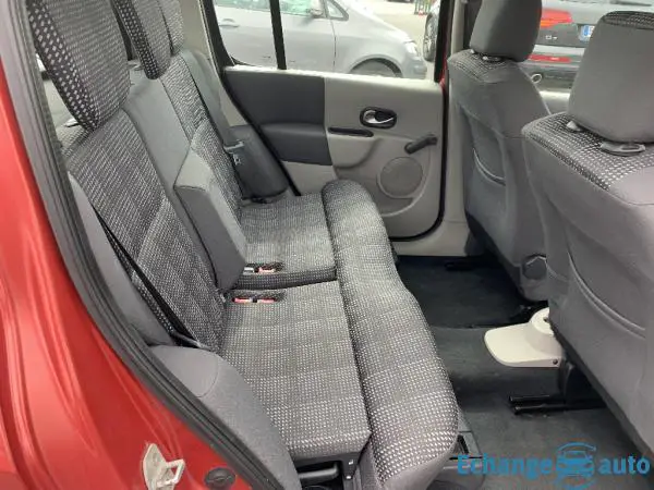 RENAULT MODUS 1.4 16V Cosmopolitan 