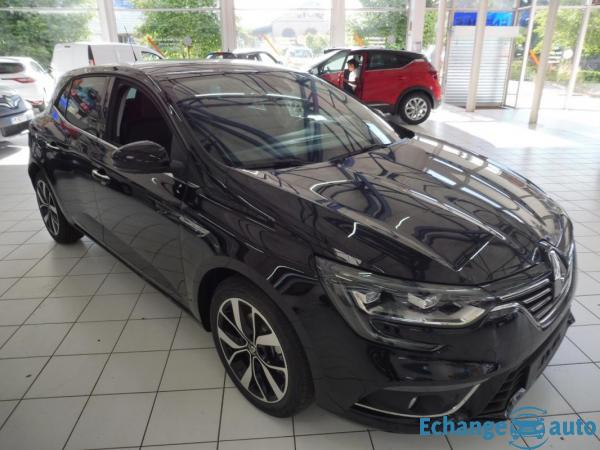 Renault Mégane IV 1.5 Blue dCi 115 CH INTENS BOSE EDC