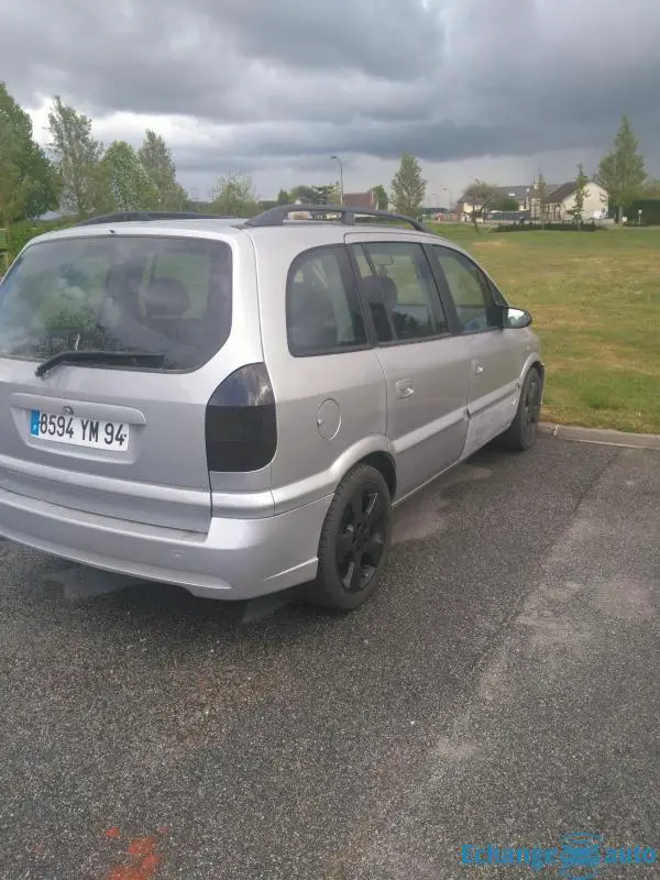 Opel zafira
