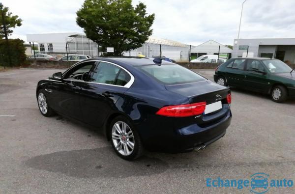 Jaguar XE 2.0D 180 AWD BVA R-Sport (4p.)