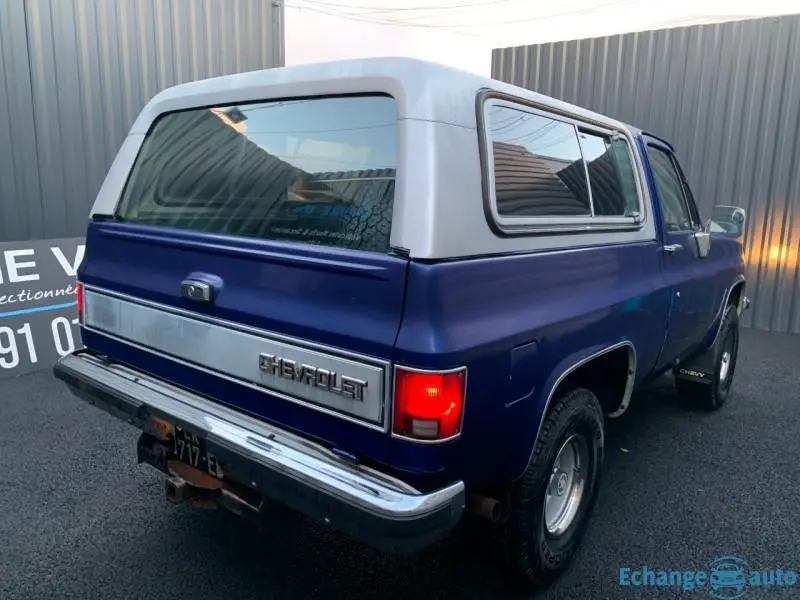 CHEVROLET BLAZER