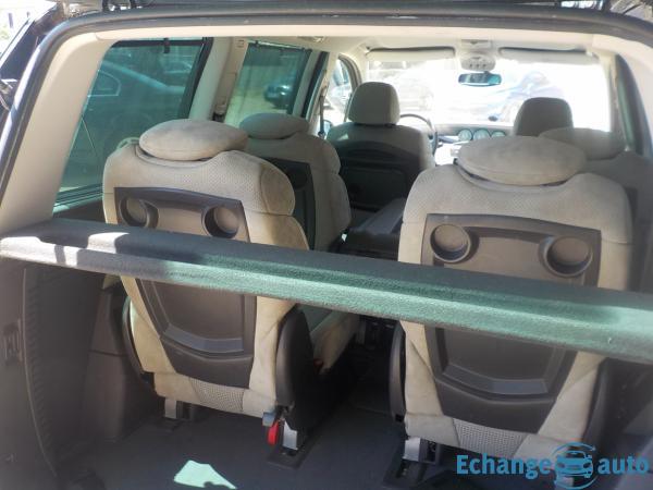 PEUGEOT 807 807 2.2 16V SV Pullman