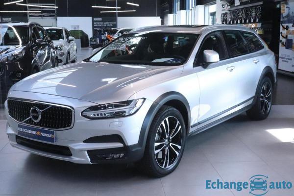 Volvo V90 Cross Country D5 AWD 235 ch Geartronic A
