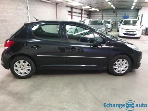 Peugeot 207 1.6 L HDI 16V FAP BLUE LION 112CV