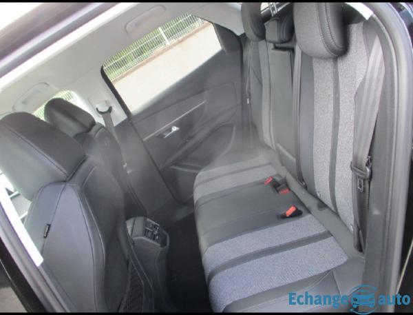 Peugeot 3008 ALLURE 130 PTECH BVM6