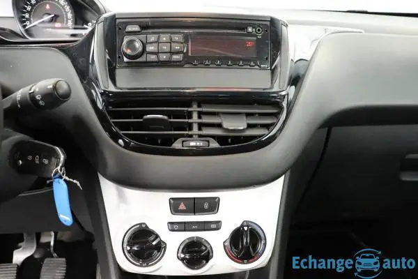 Peugeot 208 1.2 PureTech 68ch BVM5 Like