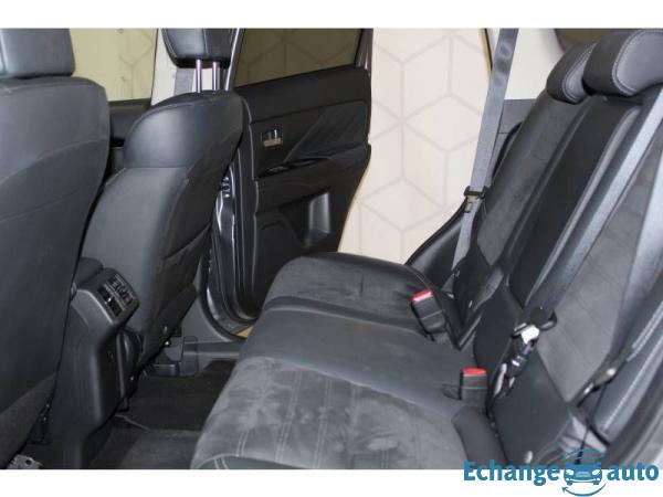 Mitsubishi Outlander 2.4l PHEV Twin Motor 4WD Intense