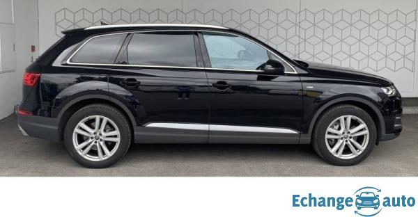 Audi Q7 3.0 V6 TDI Clean Diesel 218 Tiptronic 8 Quattro 7pl S line