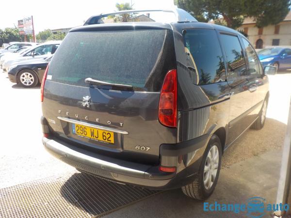 PEUGEOT 807 807 2.2 16V SV Pullman