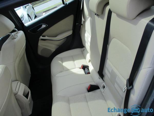 Mercedes Classe GLA 200 Inspiration 7-G DCT A