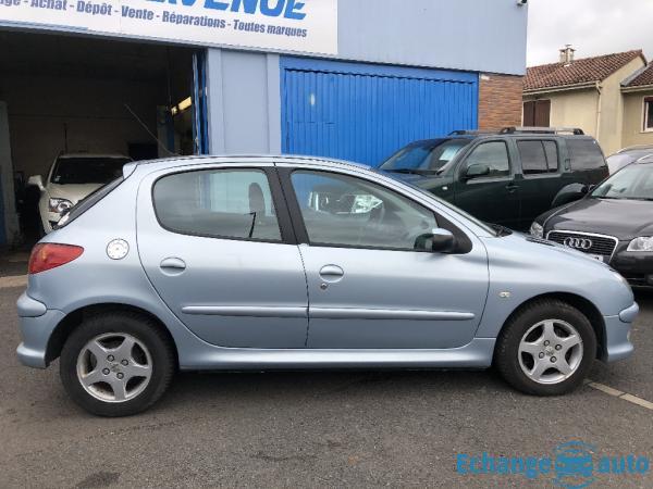 PEUGEOT 206 1.4e 75ch XBOX 360