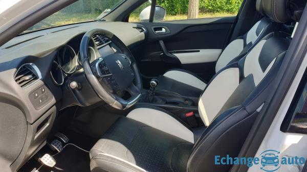 Citroën DS4 1.6 HDI 112 SO CHIC - GARANTIE 6 MOIS