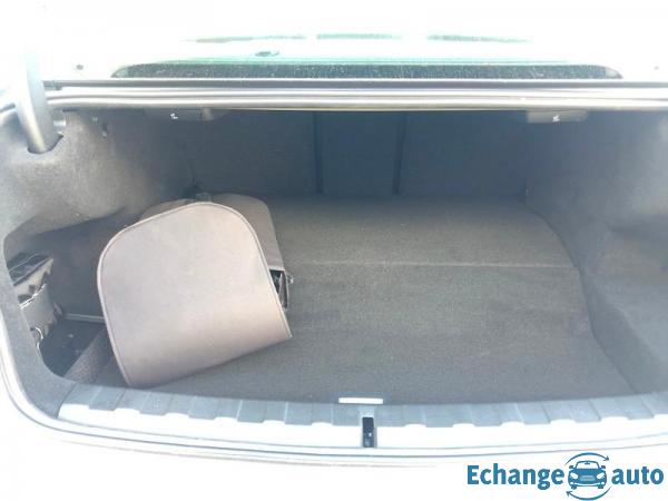 BMW Série 3 330eA 292ch Business Design 10cv