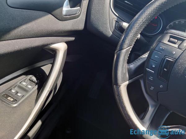 Citroën C5 (X7) Berline 2.0 HDi 16V 8cv 140 cv - Très bon Mécaniquement