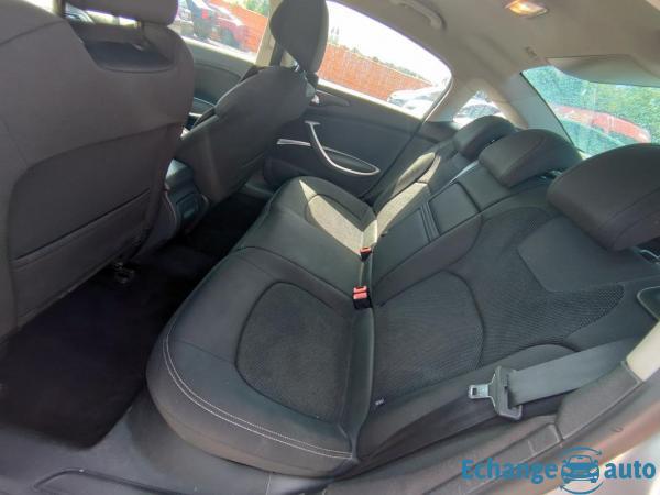 Citroën C5 (X7) Berline 2.0 HDi 16V 8cv 140 cv - Très bon Mécaniquement