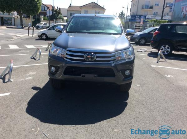 Toyota Hilux IV 4WD 2.4 D-4D 150 DOUBLE CABINE 2017