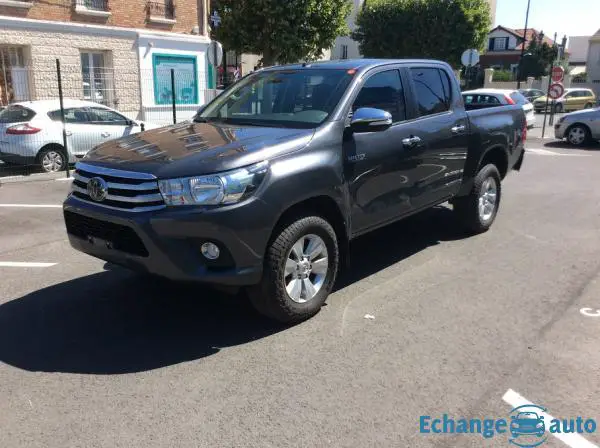 Toyota Hilux IV 4WD 2.4 D-4D 150 DOUBLE CABINE 2017