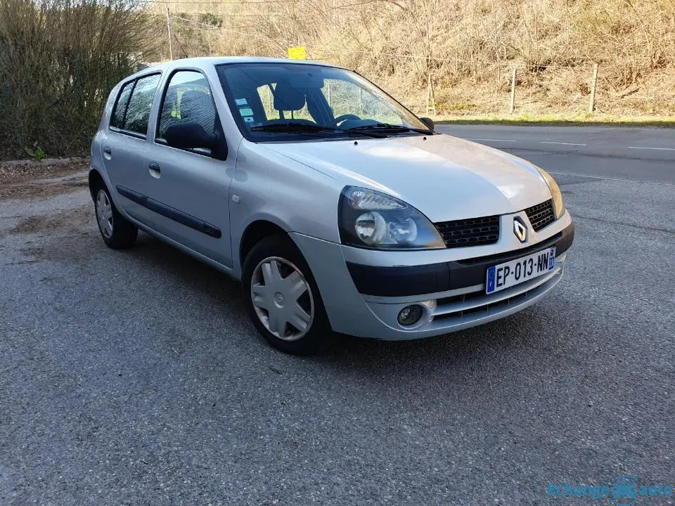 Renault clio