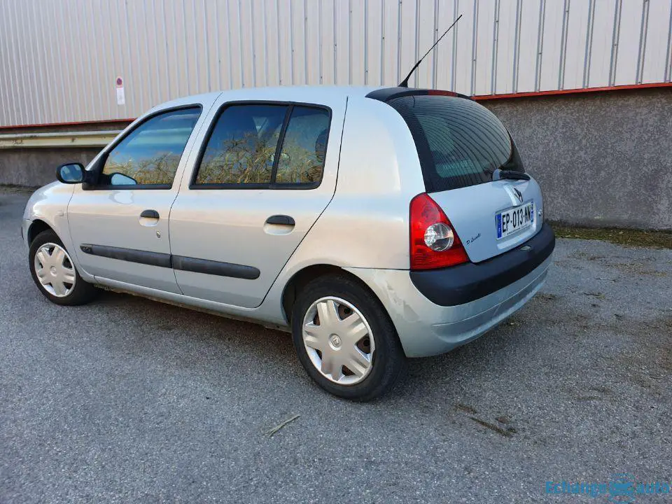 Renault clio