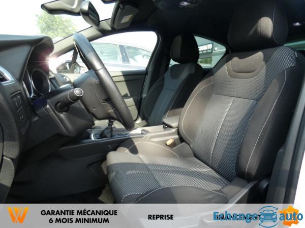 DS DS 4 Crossback 1,6 So chic 120 CH + Pack Hifi