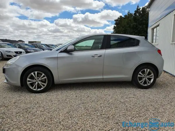 Alfa Romeo Giulietta II 2.0 JTDM 150 DISTINCTIVE BUSINESS GARANTIE 6 MOIS