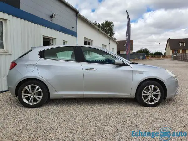 Alfa Romeo Giulietta II 2.0 JTDM 150 DISTINCTIVE BUSINESS GARANTIE 6 MOIS