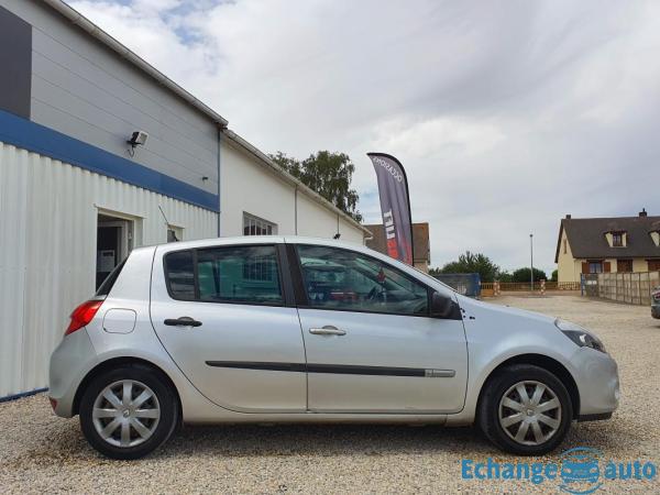 Renault Clio III 1.5 DCI 75 GARANTIE 6 MOIS