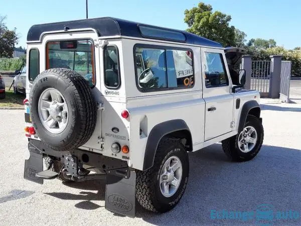 Land Rover Defender 90 HARD TOP MARK III SE ATTELAGE