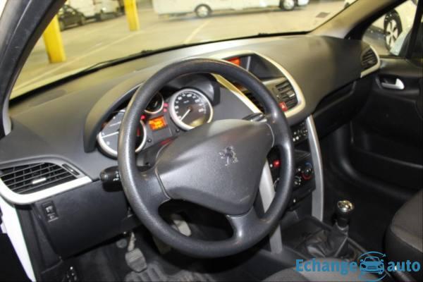 Peugeot 207 SW BUSINESS 1.6 HDi 92ch FAP Société